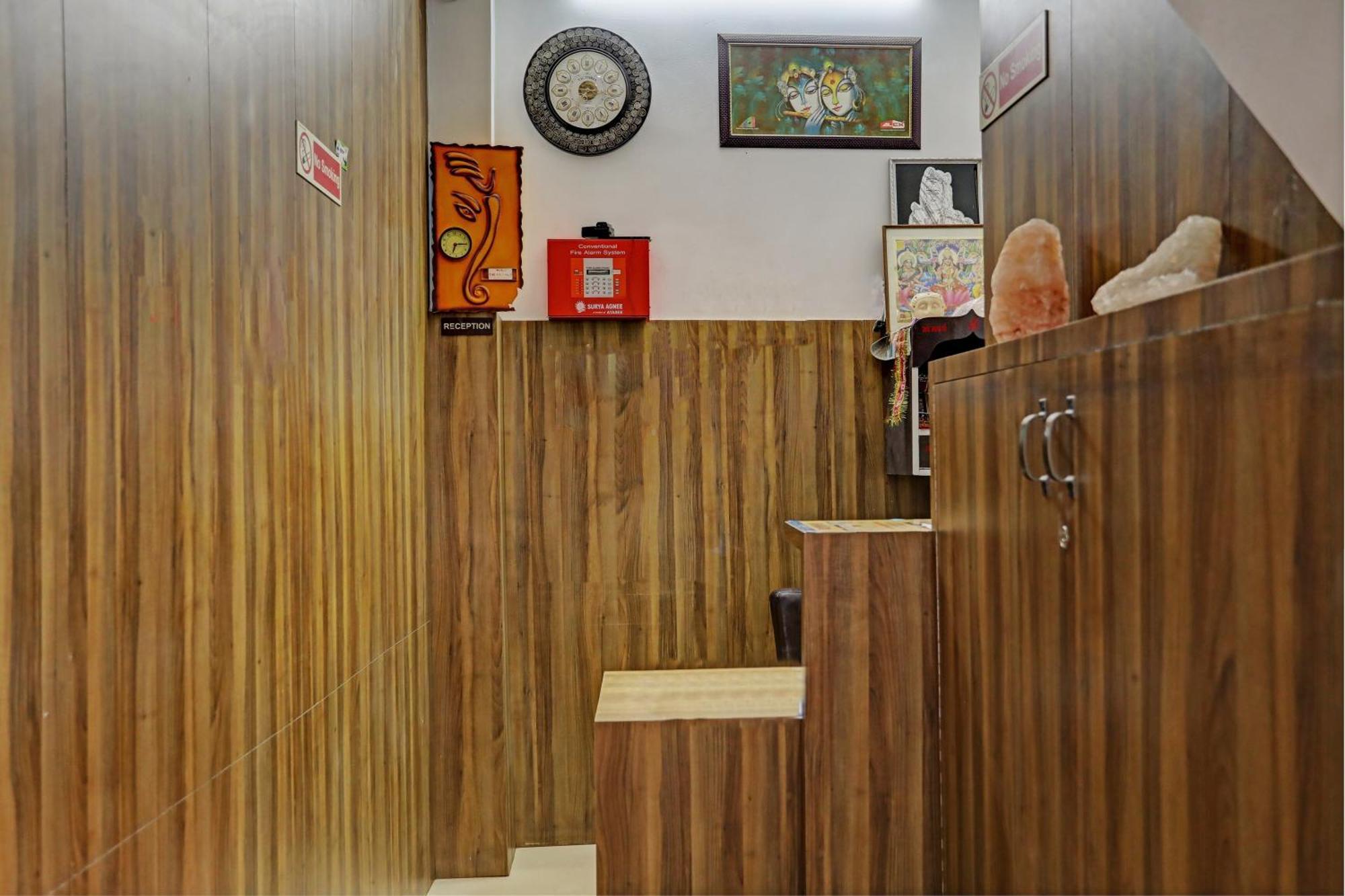 Oyo Hotel The Red Hut Chandīgarh 外观 照片